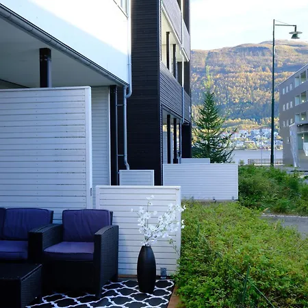 Sentrum Skyline Apartmán